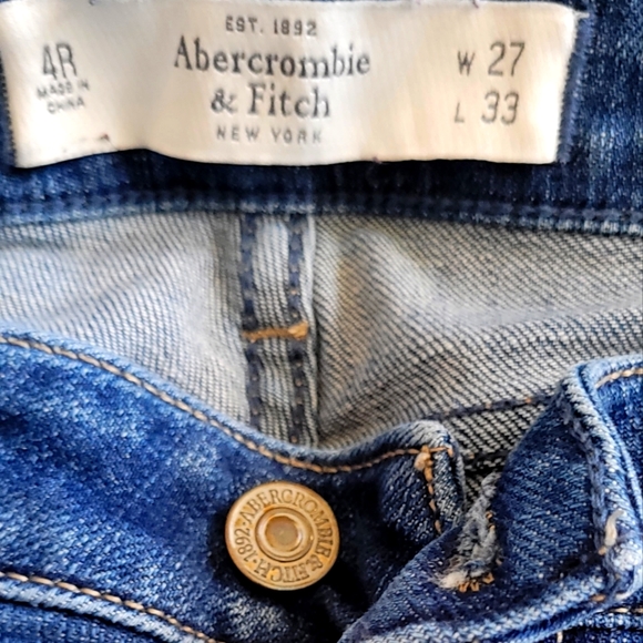 Abercrombie & Fitch Jeans - Picture 1 of 3